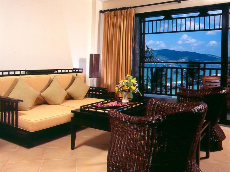 Avantika Boutique Hotel Patong Exterior foto